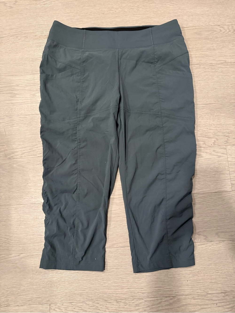 Prana Koen Hiking Outdoor Capri Pants Size XL - Picture 2 of 5